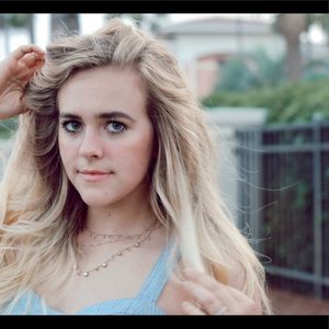 Meet your Posher, Savannah